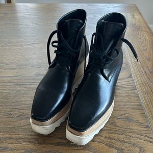 Stella McCartney made in Italy. Beautiful booties.